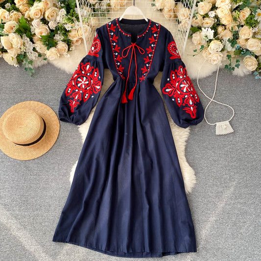 Bohemian Ethnic Embroidered Round Neck Lantern Folded Dress