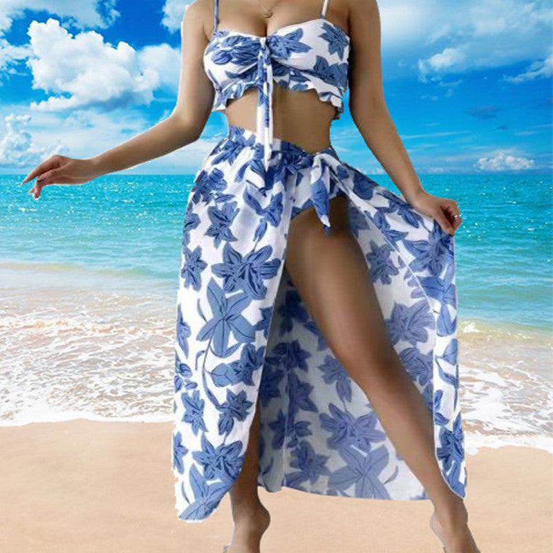 Three-piece Plant Print Bikini Swimsuit.