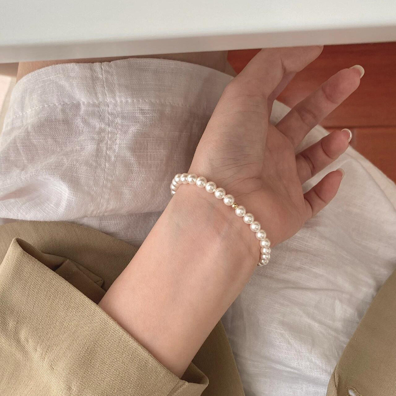 S925 Sterling Silver Shijia Pearl Bracelet Women's French Retro Light Luxury Elegant High-end Niche Design All-match Bracelet