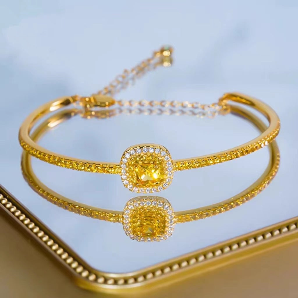 Small Square Sugar Citrine Bracelet Light Luxury Flash Moissanite High-end Sense Exquisite 520 Valentine's Day Gift For Girlfriend