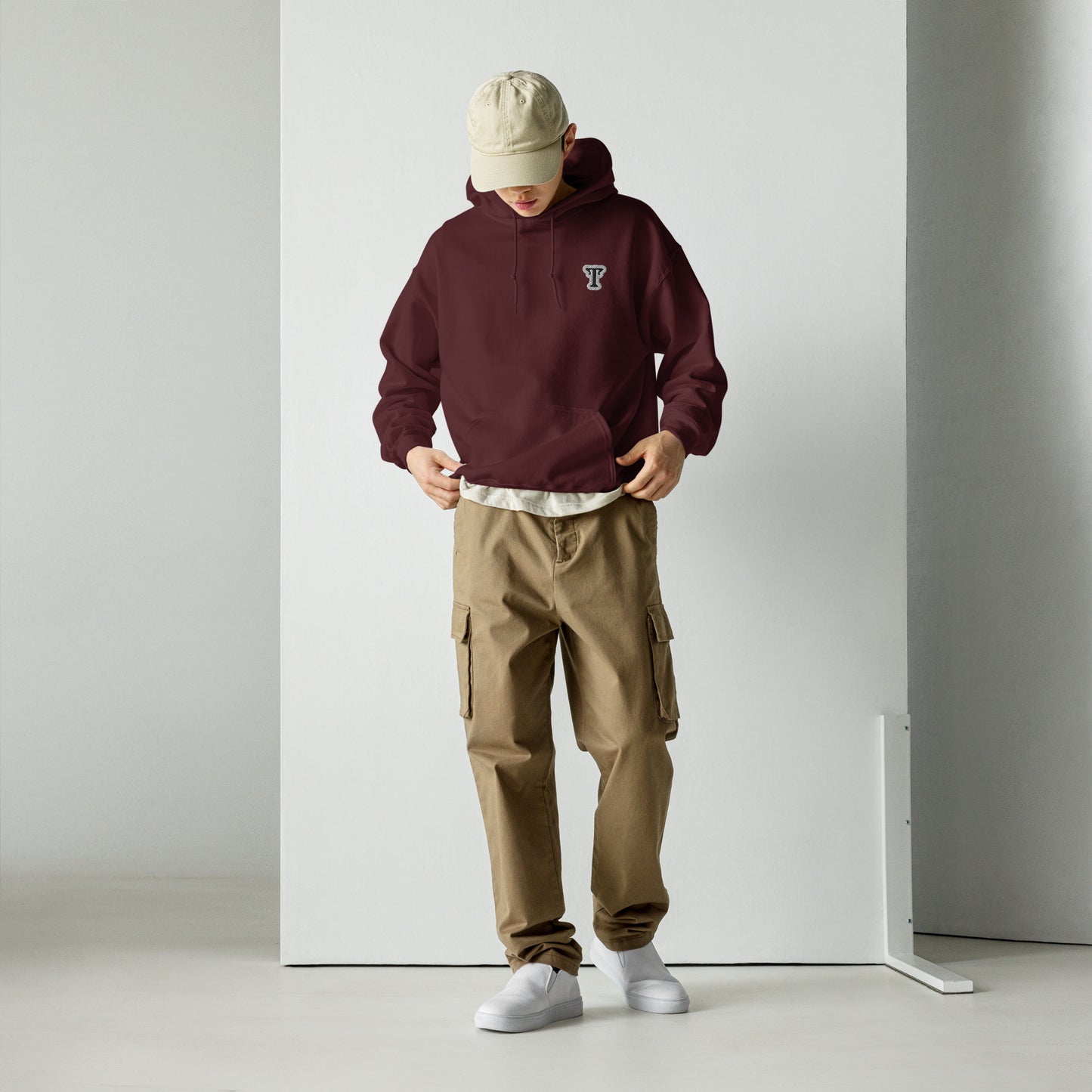 Embroidered T Hoodie, Cozy, Minimalist & Perfect for Effortless Street Style