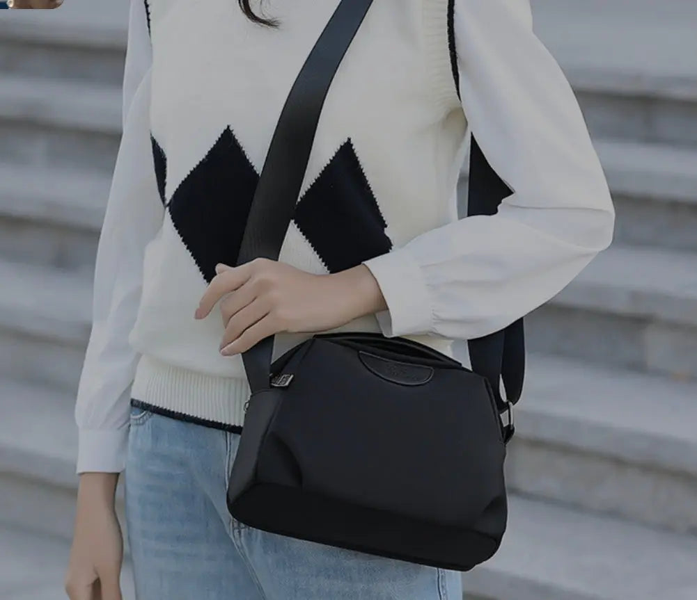 Women's Lightweight Multi-Pocket Crossbody Handbag