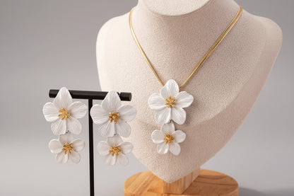 3 Piece Set Painted Flower Pendant Necklace Stud Earrings Suit Women Wear Holiday Travel Party Attendance
