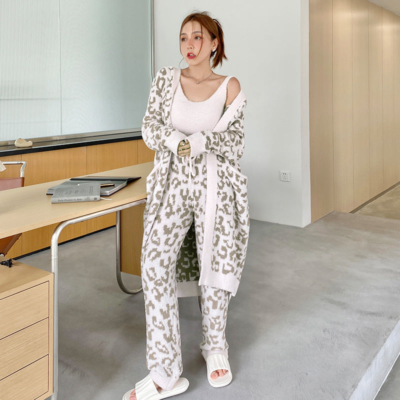 Three-piece Set Of Warm European And American Leopard Print Royal Sister Style Pajamas Women&#039;s Autumn And Winter Cardigan Wool Knitting Can Be Worn As Home Clothes