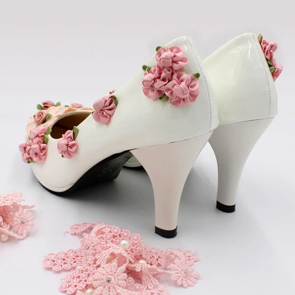 Flower Decoration High-heeled Women&amp;amp;#039;s Shoes Autumn Round Toe Patent Leather Wedding Shoes Bride Wedding Dress Shoes