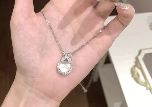 Bow White Chalcedony Necklace Zircon Clavicle Chain Flower Advanced Niche Necklace Female Tanabata Valentine's Day Gift