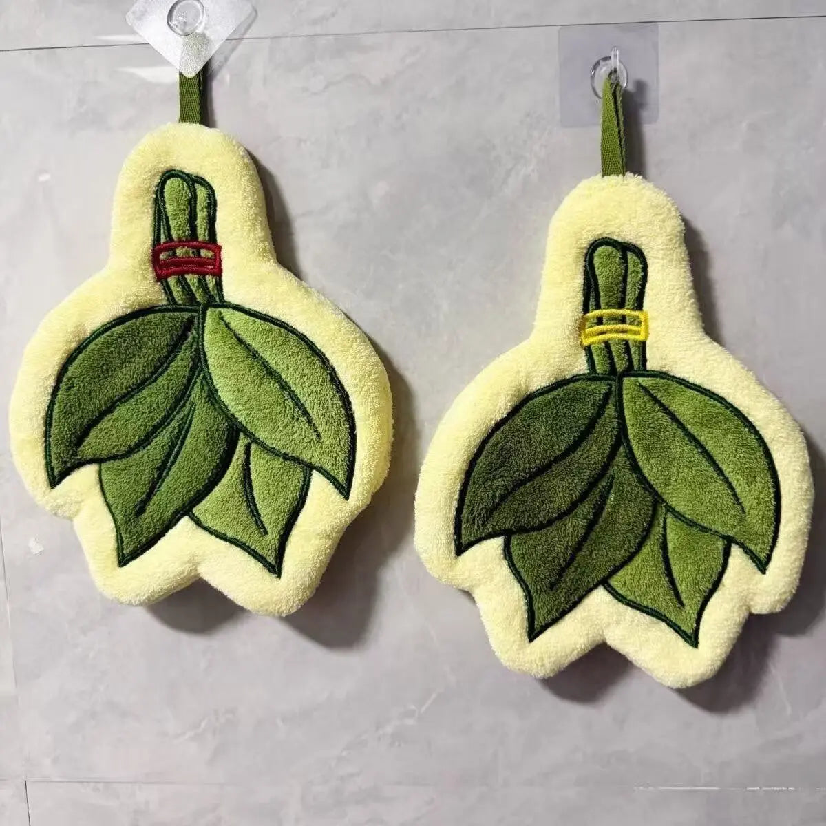 Botanical Leaf Plush Hand Towel – Soft Absorbent Hanging Kitchen Towel