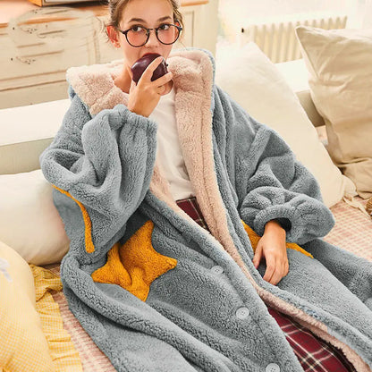 One-piece Pajamas Women's Autumn And Winter Thickened Donald Duck Daisy Coral Fleece Flannel Couple Plush Nightgown Large Size