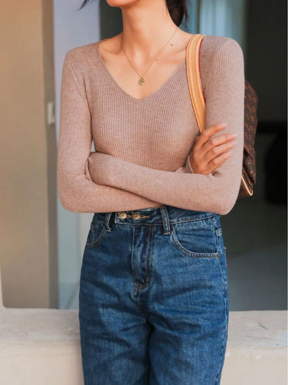 TikTok White V-neck Base Shirt Women's Spring, Autumn And Winter Korean Style Foreign Style Knitted Shirt All-match Slim-fit Women's Needle