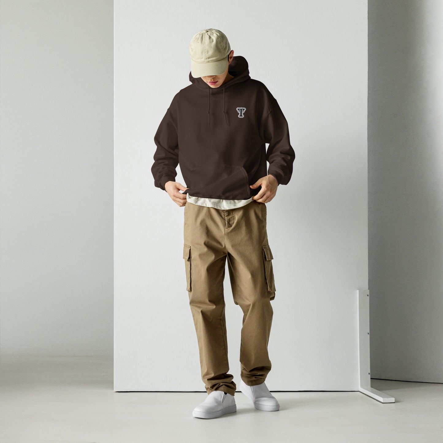 Embroidered T Hoodie, Cozy, Minimalist & Perfect for Effortless Street Style